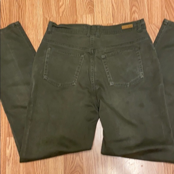 Gloria Vanderbilt Jeans Green - Picture 2 of 5